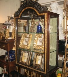 Moor Hall Antiques Photo